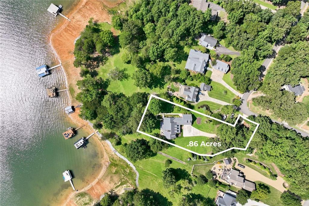 53 Winterhawk Cove