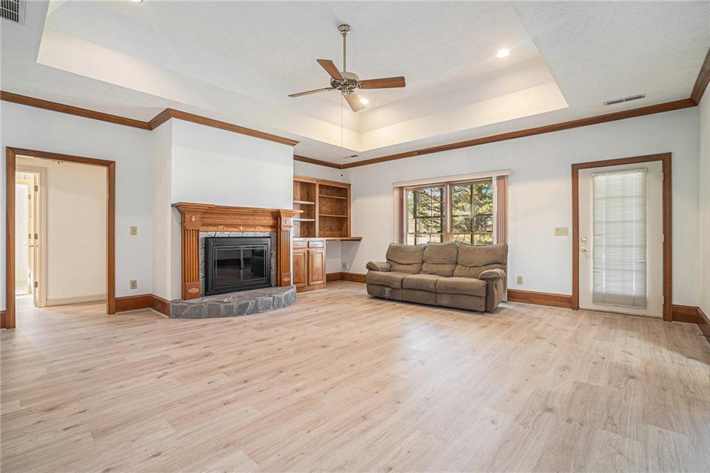 950 Sundew Drive, Conyers, Georgia image 6