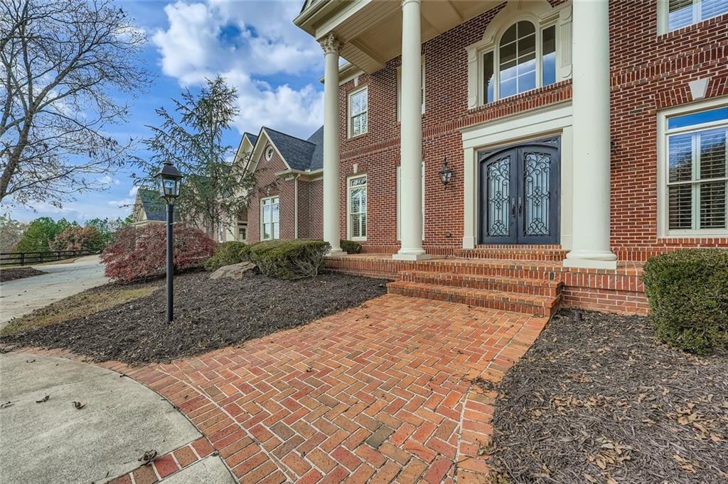 12620 Old Surrey Place