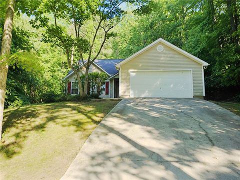 Homes For Sale - 300 Lakeside Drive<br/> Covington, GA 30016