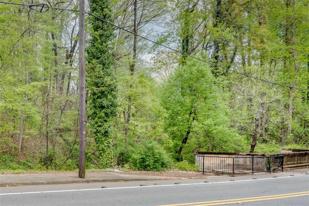 4276 Wieuca Road NE