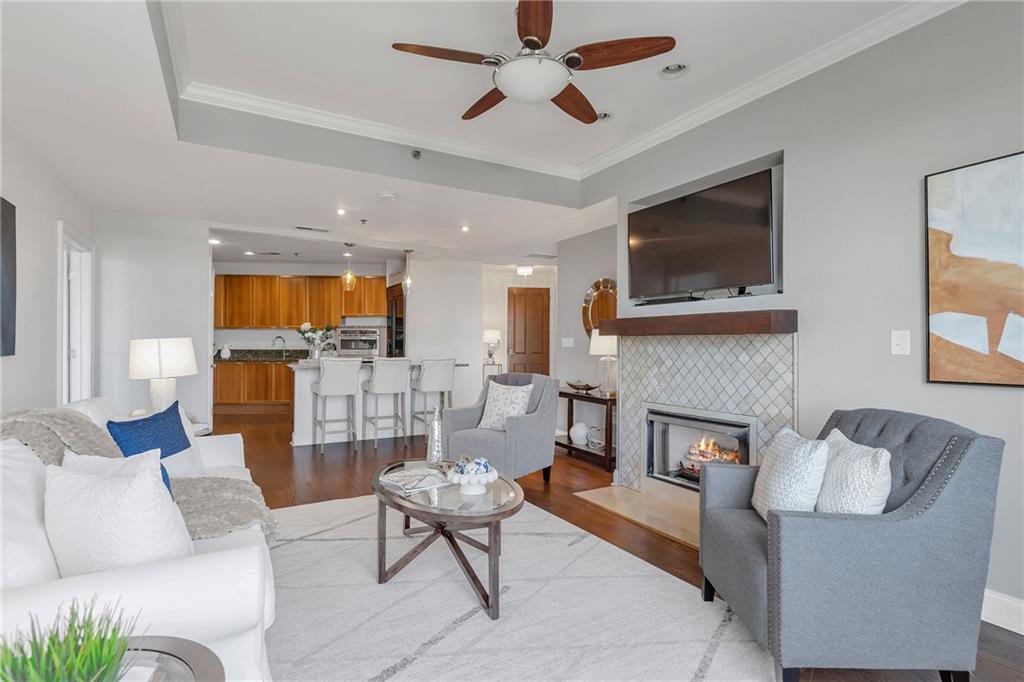 2881 Peachtree Road NE 702