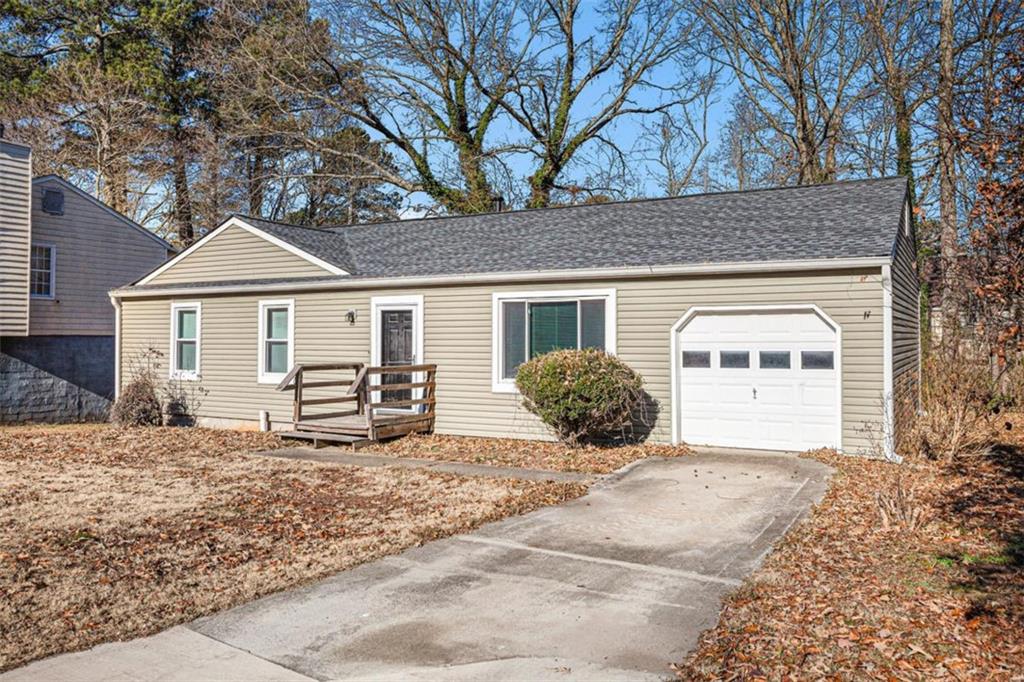 1377 Ling Drive, Austell, Georgia image 2