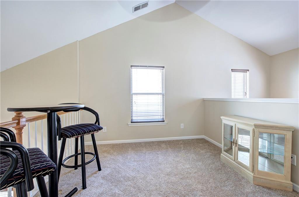 126 Oakview Passage