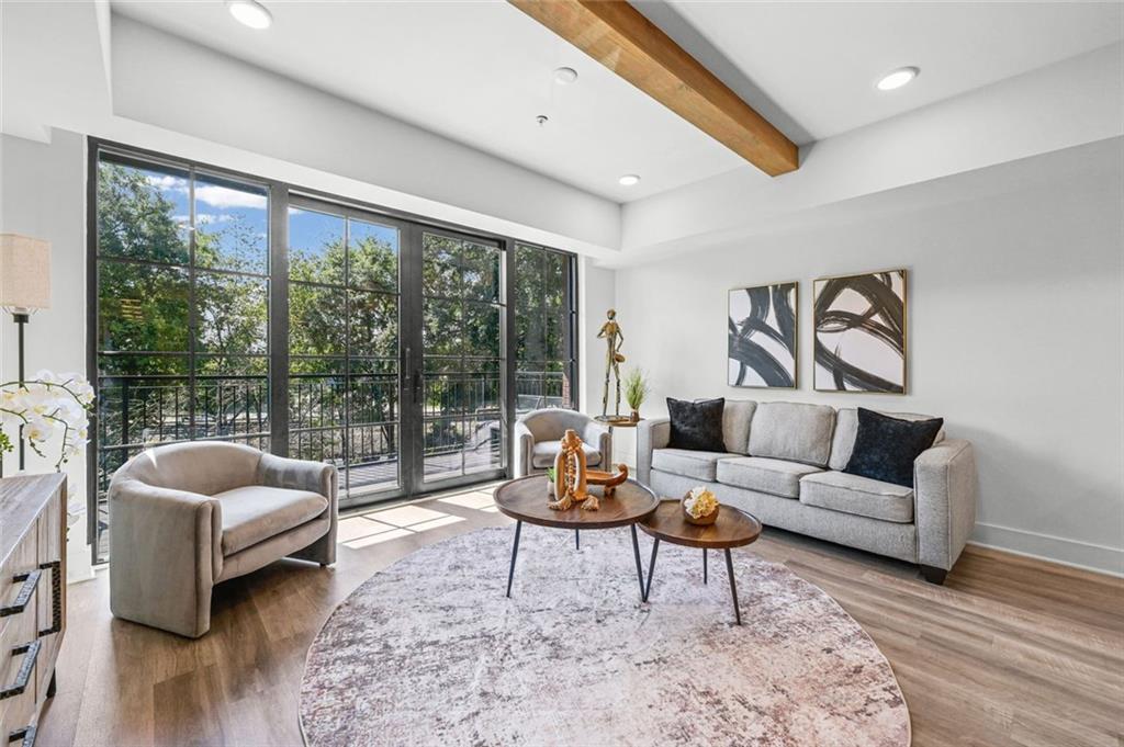 346 Peters Street SW 203