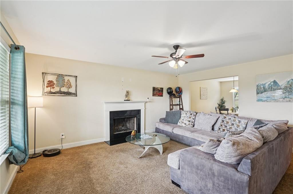 5722 Crystal Way
