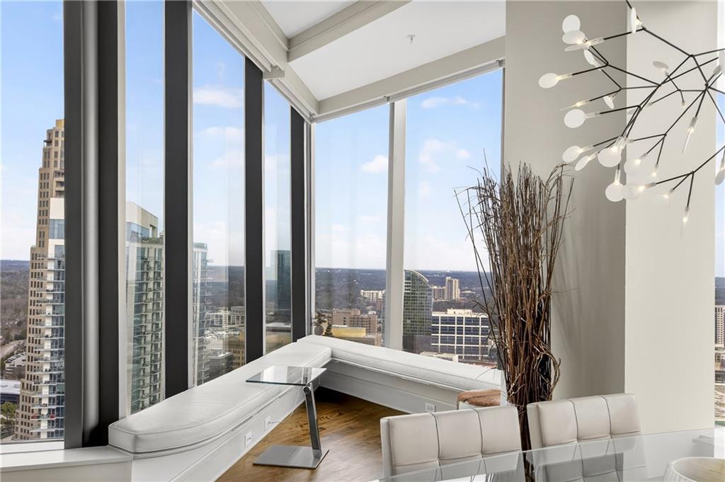 3344 Peachtree Road NE 2904