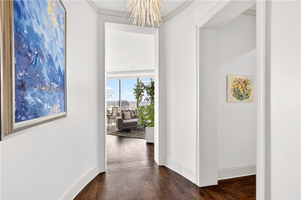 3344 Peachtree Road NE 2904