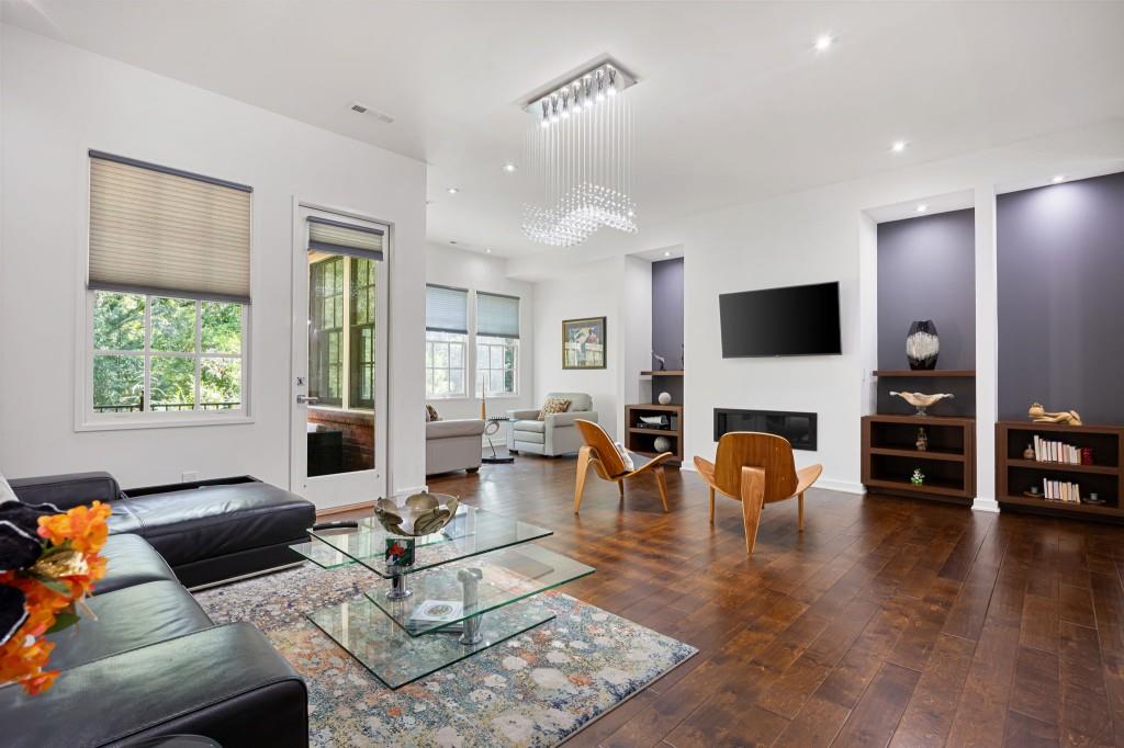 Savoy At Town Brookhaven - Residential