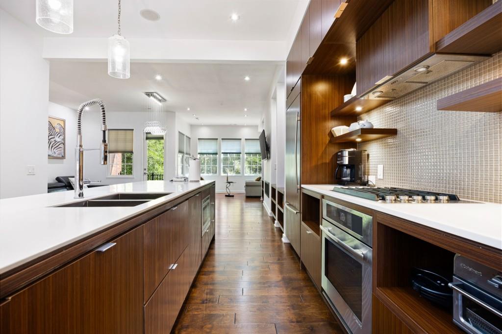 Savoy At Town Brookhaven - Residential