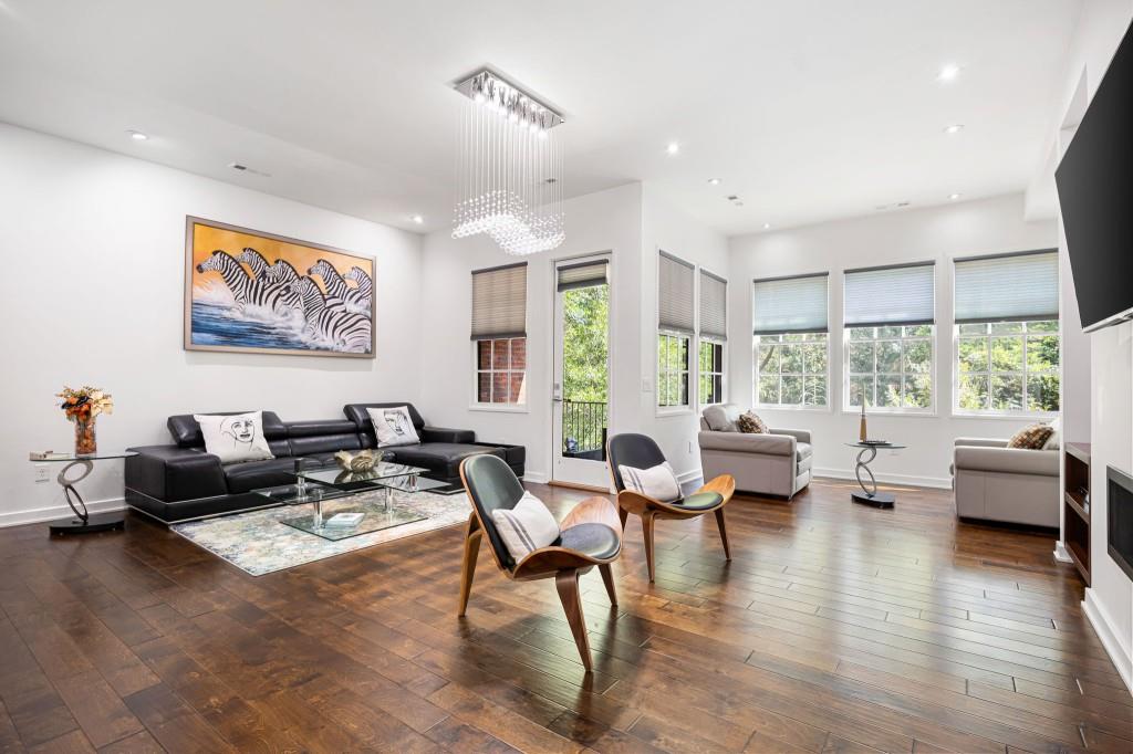 Savoy At Town Brookhaven - Residential
