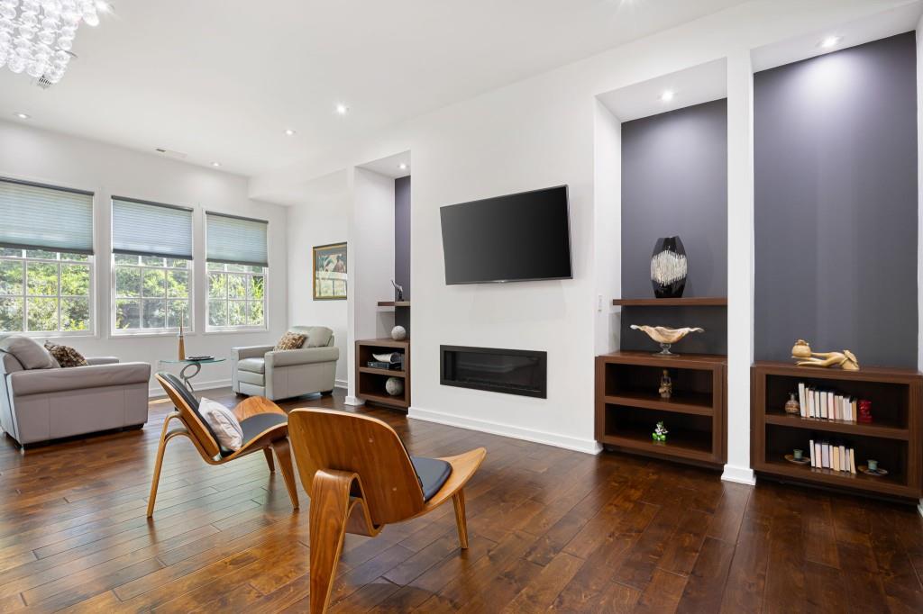 Savoy At Town Brookhaven - Residential