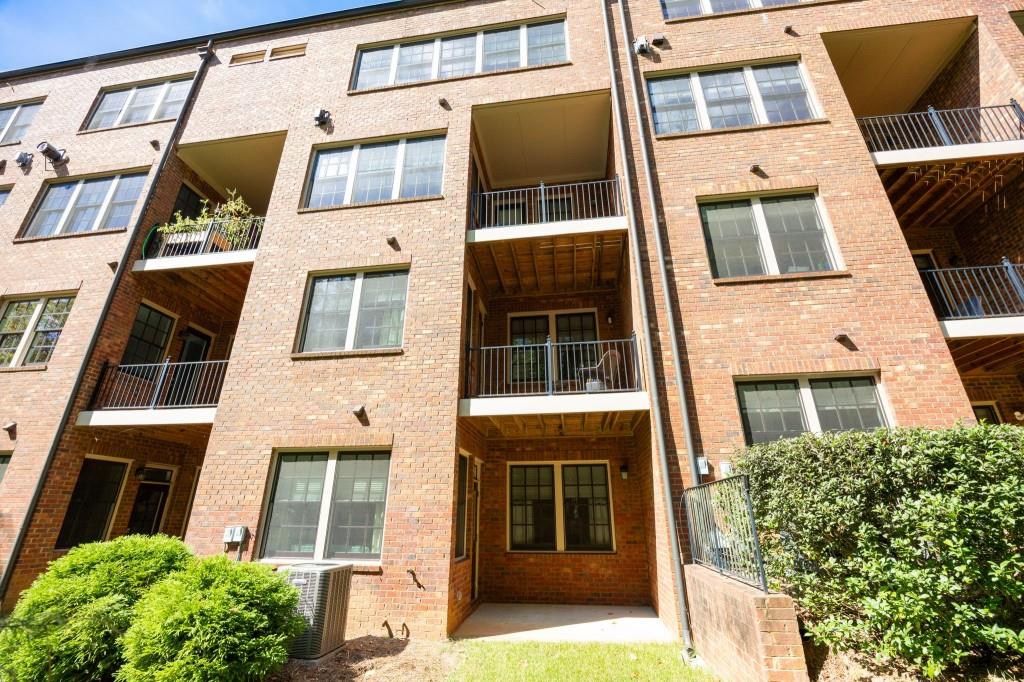 Savoy At Town Brookhaven - Residential
