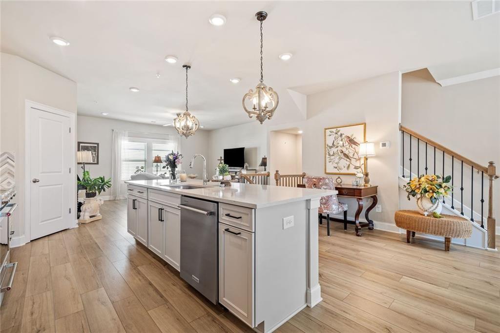 Ridgewalk Landing - Residential Lease