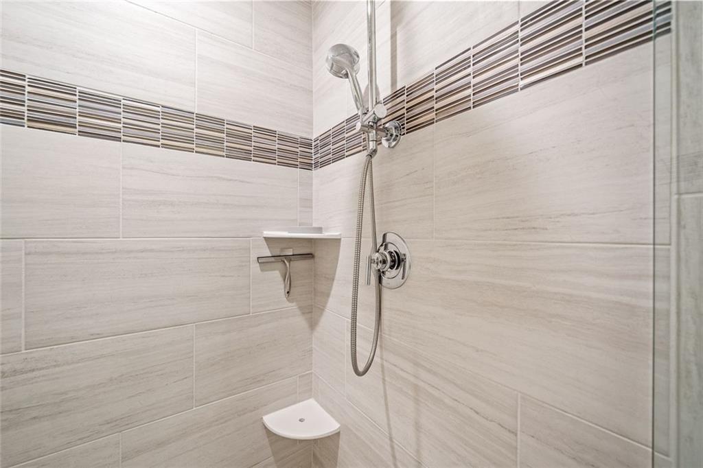 Ridgewalk Landing - Residential Lease