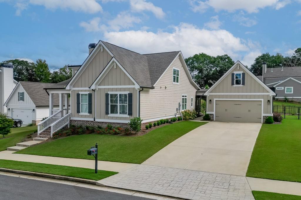 943 Clubside Drive
