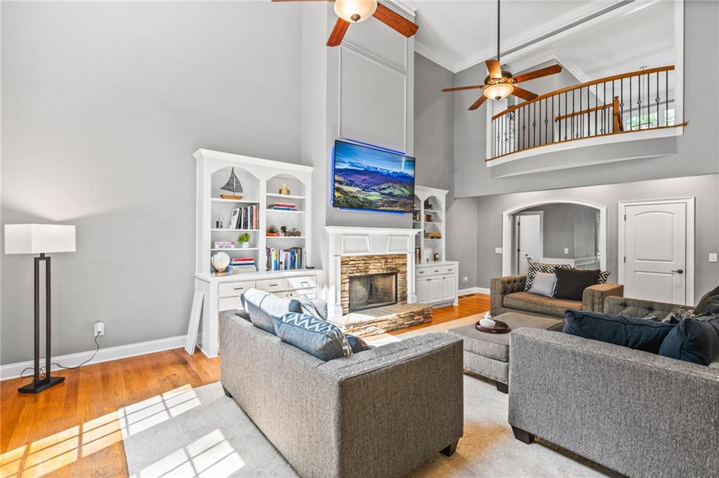 Kingston Square - Residential