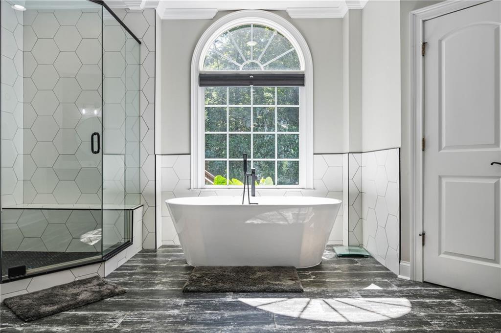 Kingston Square - Residential