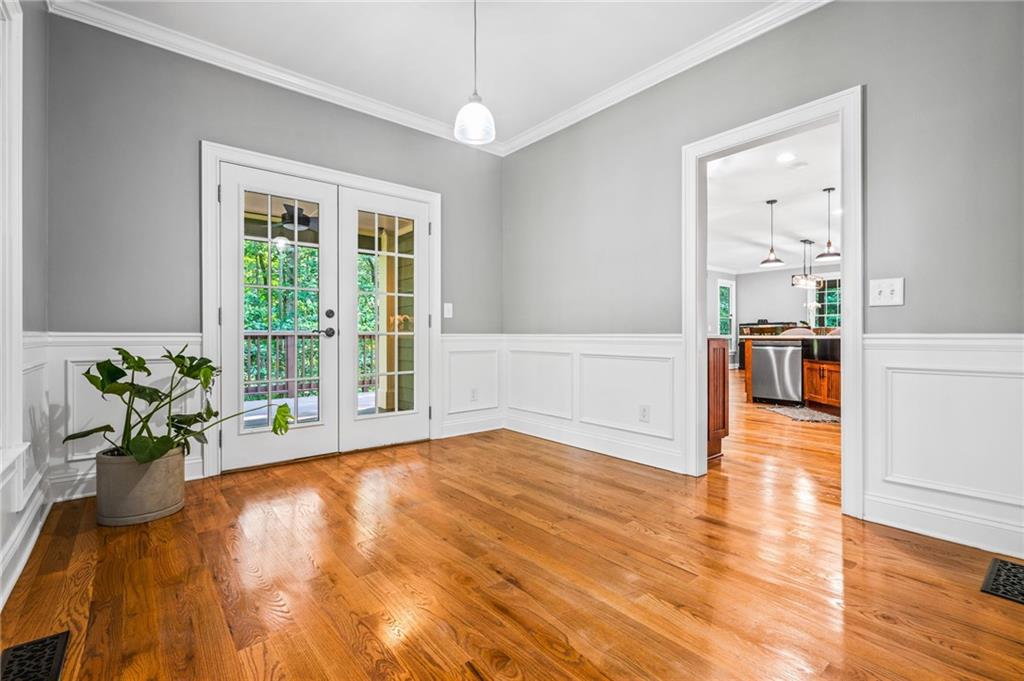 Kingston Square - Residential