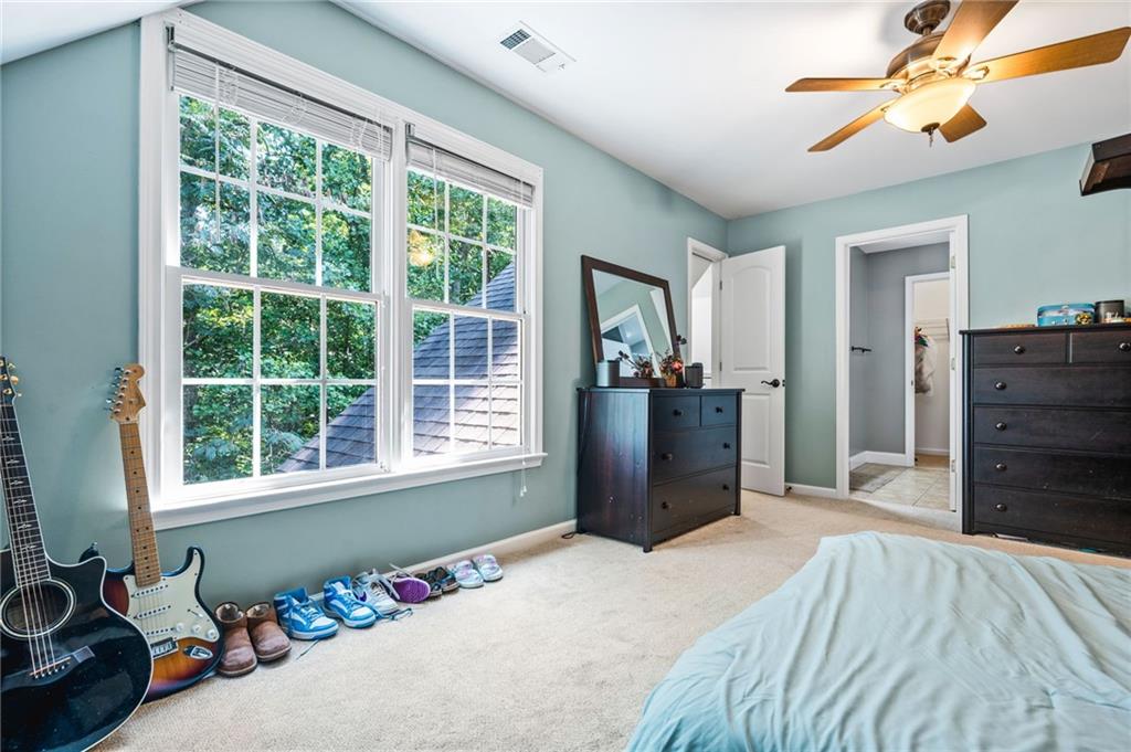 Kingston Square - Residential