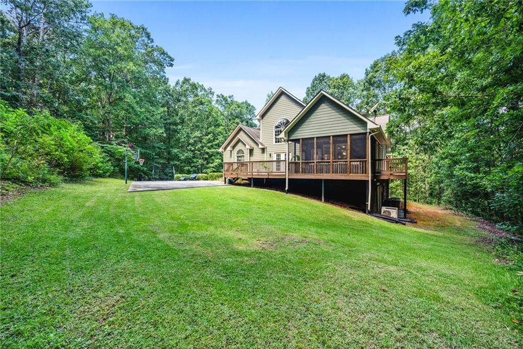 Kingston Square - Residential