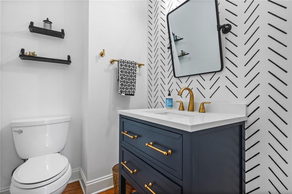 Kingston Square - Residential