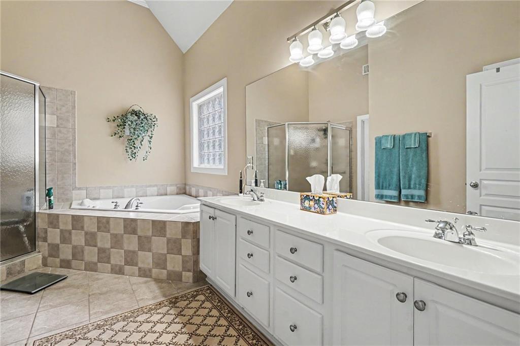 7780 Leeward Cove Court