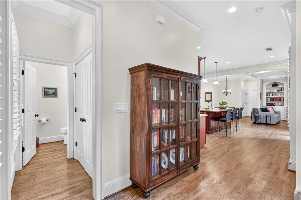 2058 Heathermere Way