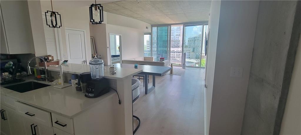 3324 Peachtree Road NE 905