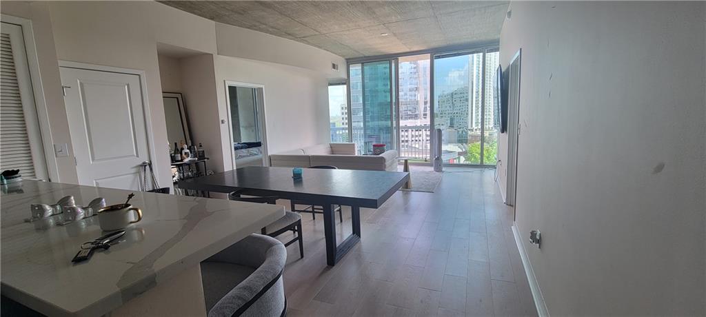 3324 Peachtree Road NE 905