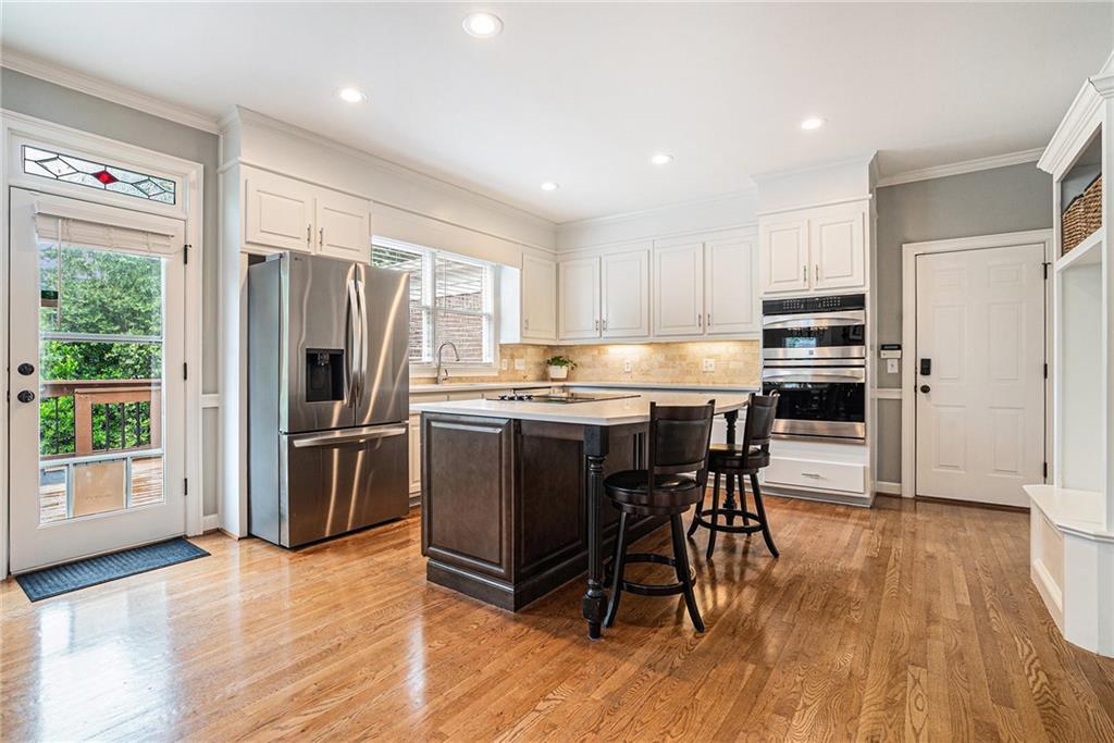 2258 Bright Water Drive, Snellville, Georgia image 9