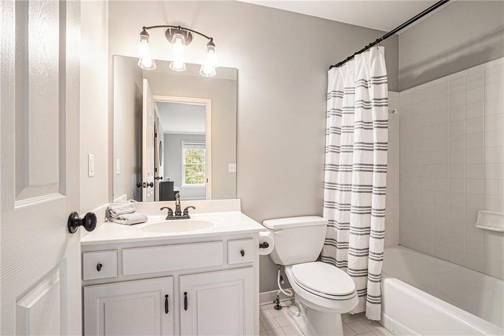 2258 Bright Water Drive, Snellville, Georgia image 30