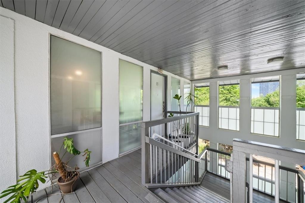 287 14th Street NW 13