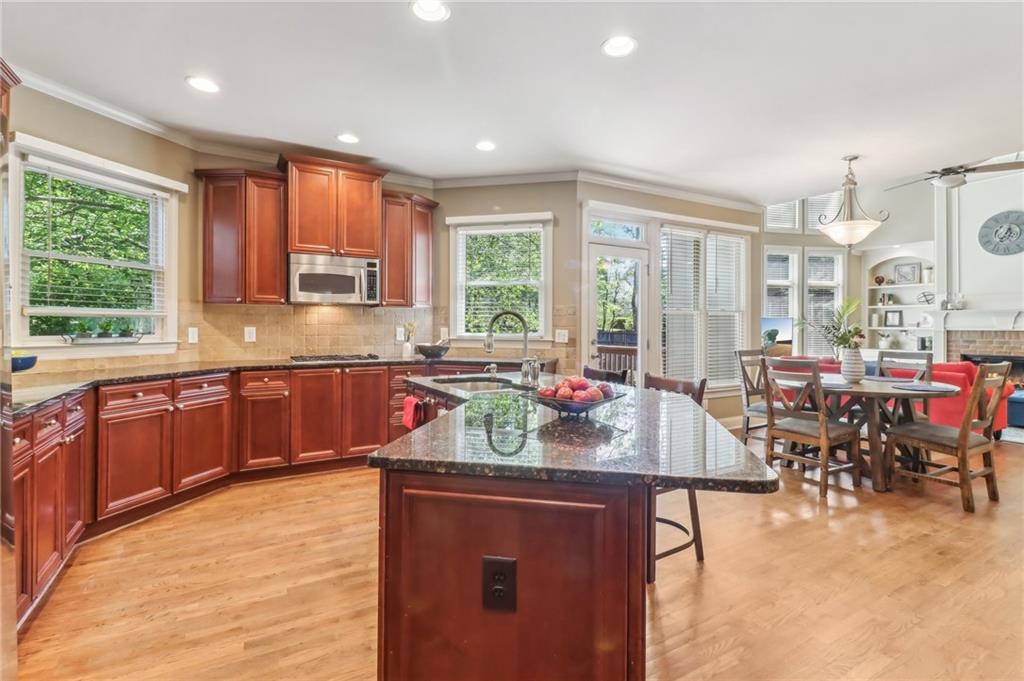 2130 Hollowbrooke Way, Acworth, Georgia image 14