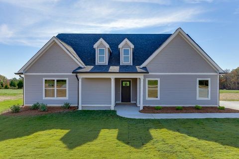 Homes For Sale - 129 Creek Stone Drive<br/> Hartwell, GA 30643