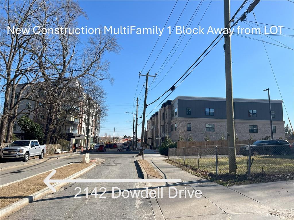 2142 Dowdell Drive, Chamblee, Georgia image 6