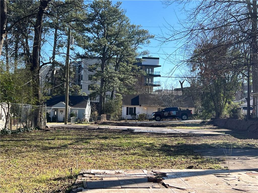 2142 Dowdell Drive, Chamblee, Georgia image 8