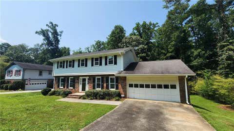 Homes For Rent - 829 Bradford Court<br/> Lilburn, GA 30047