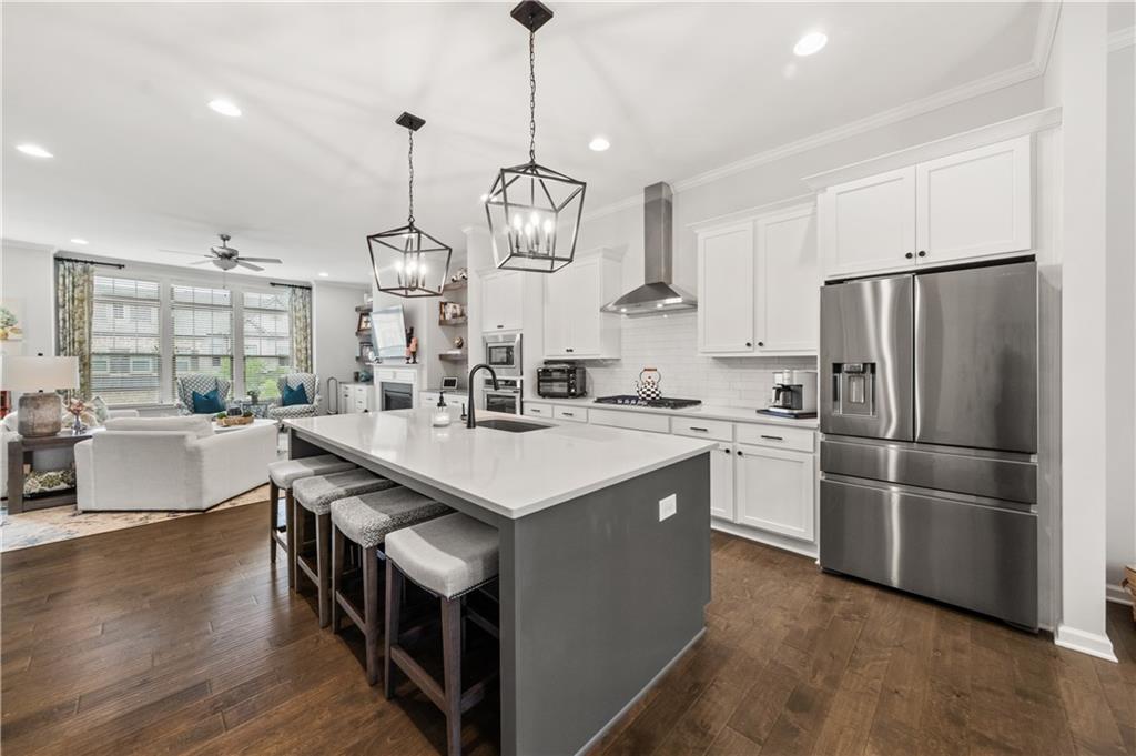 3 Hundley Lane, Roswell, Georgia image 9