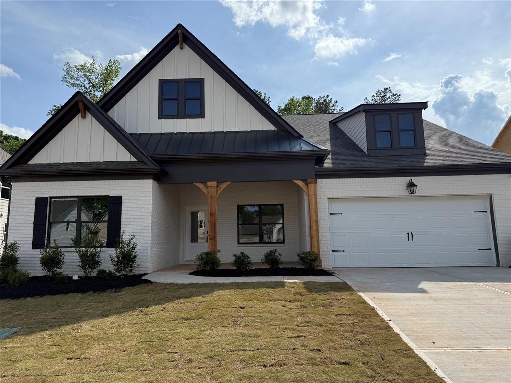 374 Winding Rose Drive, Hoschton, Georgia image 1