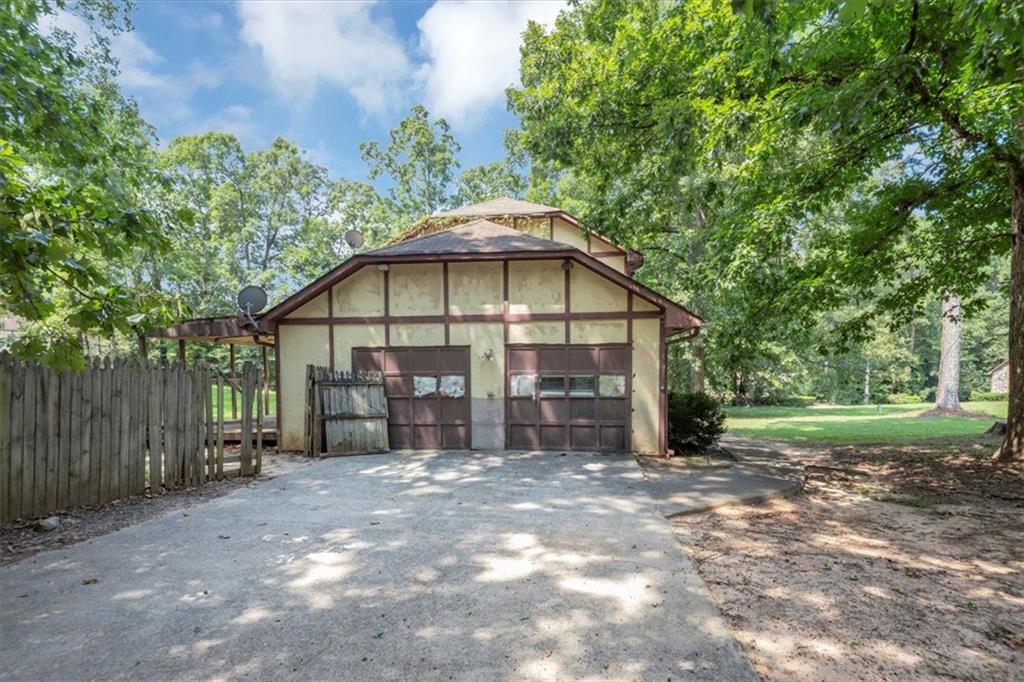 2015 LULLWATER Circle