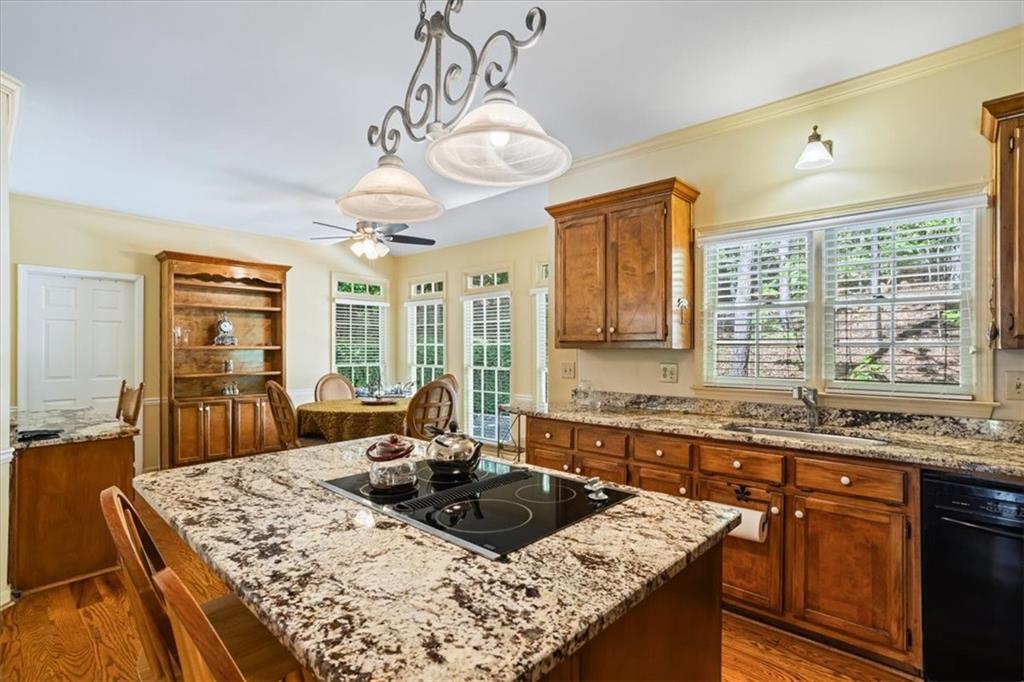815 Kings Arms Way Way, Alpharetta, Georgia image 12