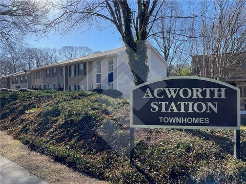 Townhouse For Rent - 4267 Grogan Street<br/> Acworth, GA 30101