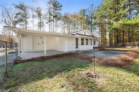 A home in Mcdonough