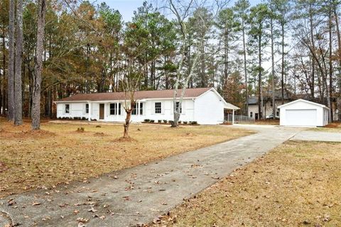 A home in Mcdonough