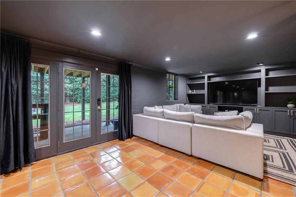 305 Montevallo Drive, Atlanta, Georgia image 25