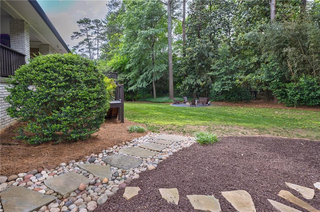 305 Montevallo Drive, Atlanta, Georgia image 37
