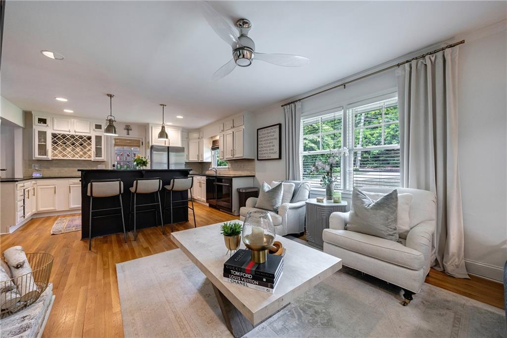 305 Montevallo Drive, Atlanta, Georgia image 5