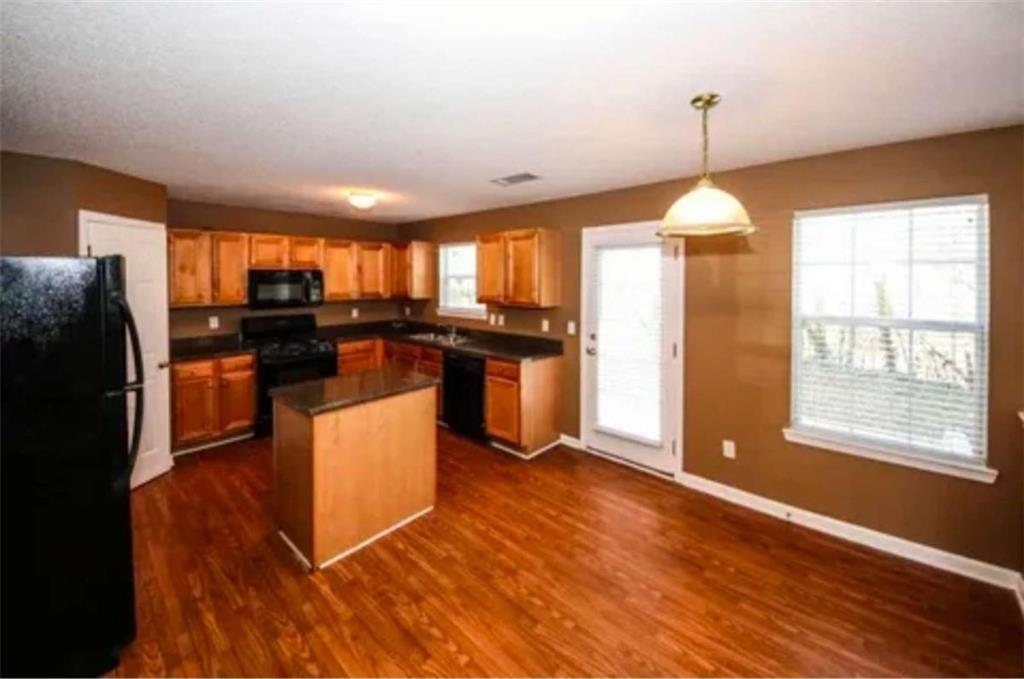 6989 Oneil Court