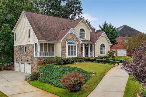 Homes For Sale - 5631 Shamrock Lane<br/> Douglas County, Douglasville, GA 30135
